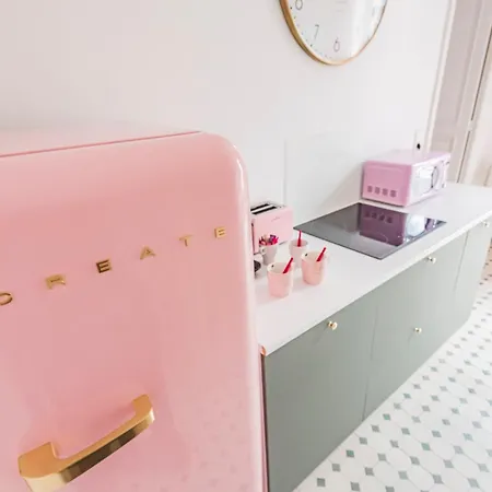Apartment Pink Property Hyper Center Reims